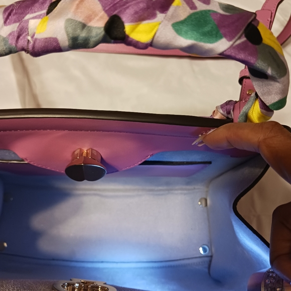 Kate Spade satchel (Bandeau Not Included) - Picture 6 of 7